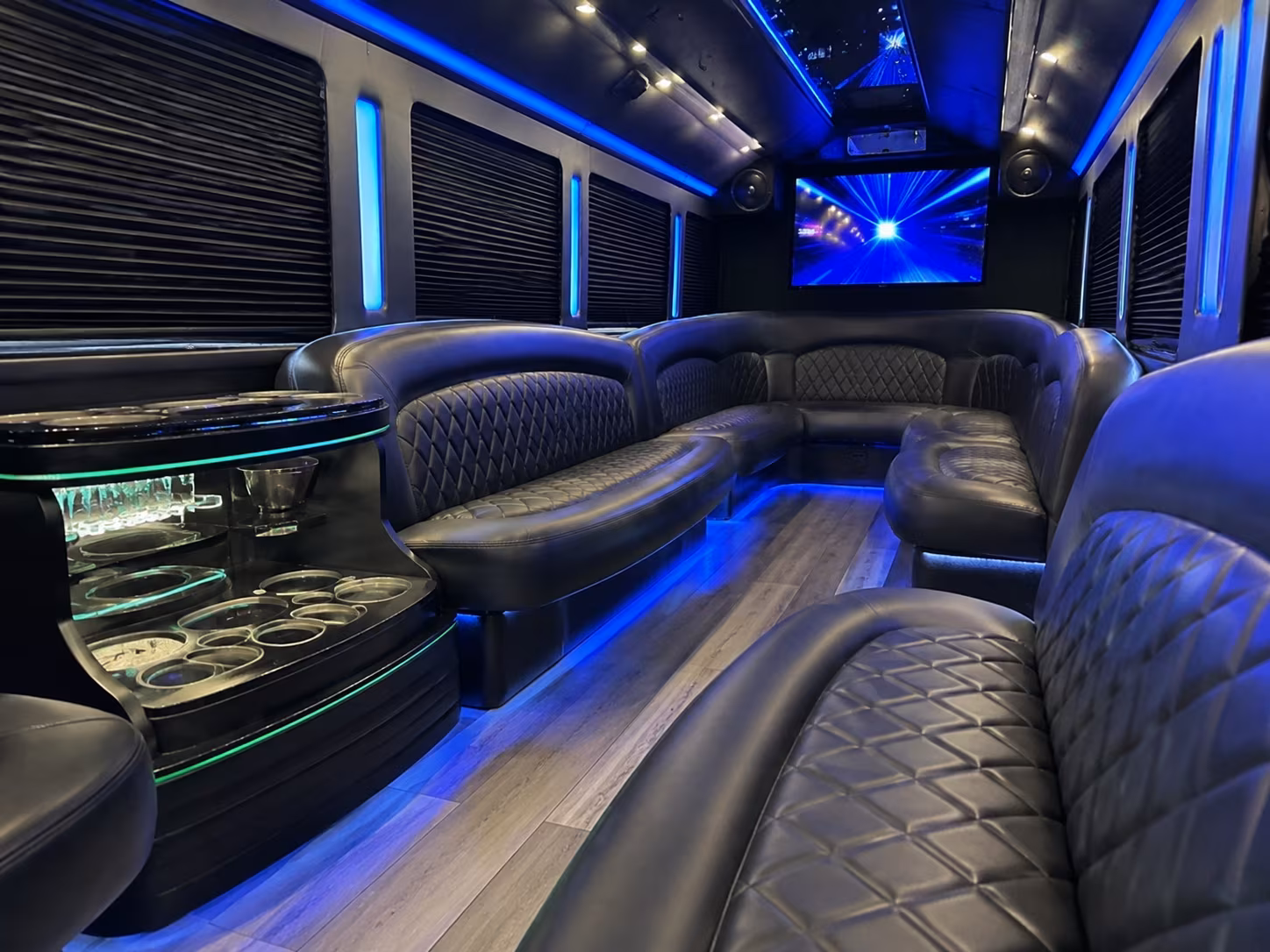 Alexandria Birthday, Sweet 16, & Quinceañera Party Bus Rentals