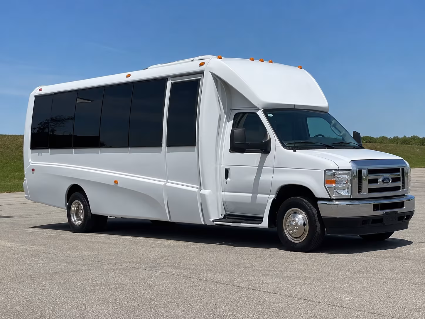 Washington Bachelor & Bachelorette Transportation party bus exterior