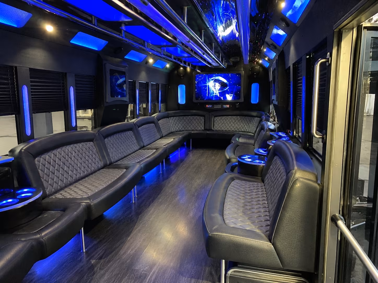 Washington Birthday, Sweet 16, & Quinceañera Party Bus Rentals