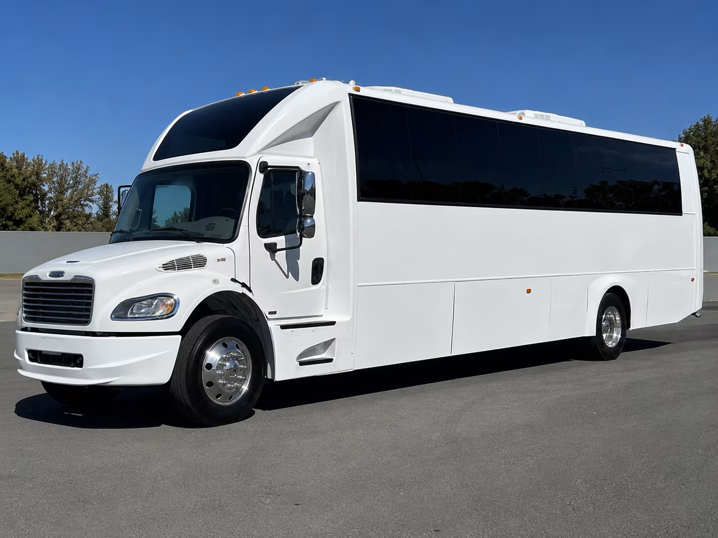 Washington Birthday, Sweet 16, & Quinceañera Transportation party bus exterior