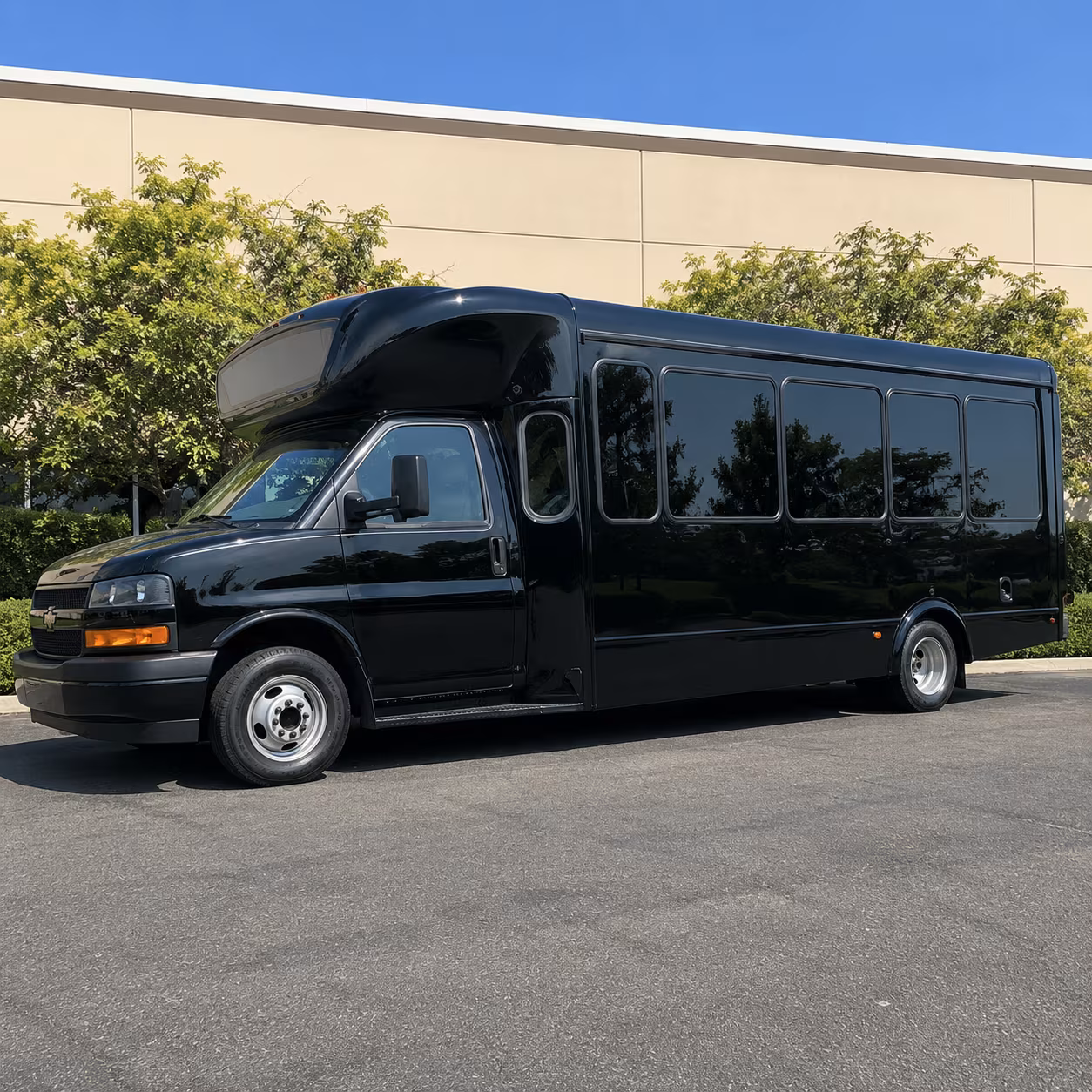 Washington Winery Tour & Pub Crawl Transportation onboard seating